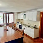 Nicanda- 100 Mt Dal Mare- Giardino Porto Columbu - Perd'E Sali