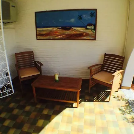 بيت للعطل Nicanda- 100 Mt Dal Mare- Giardino *